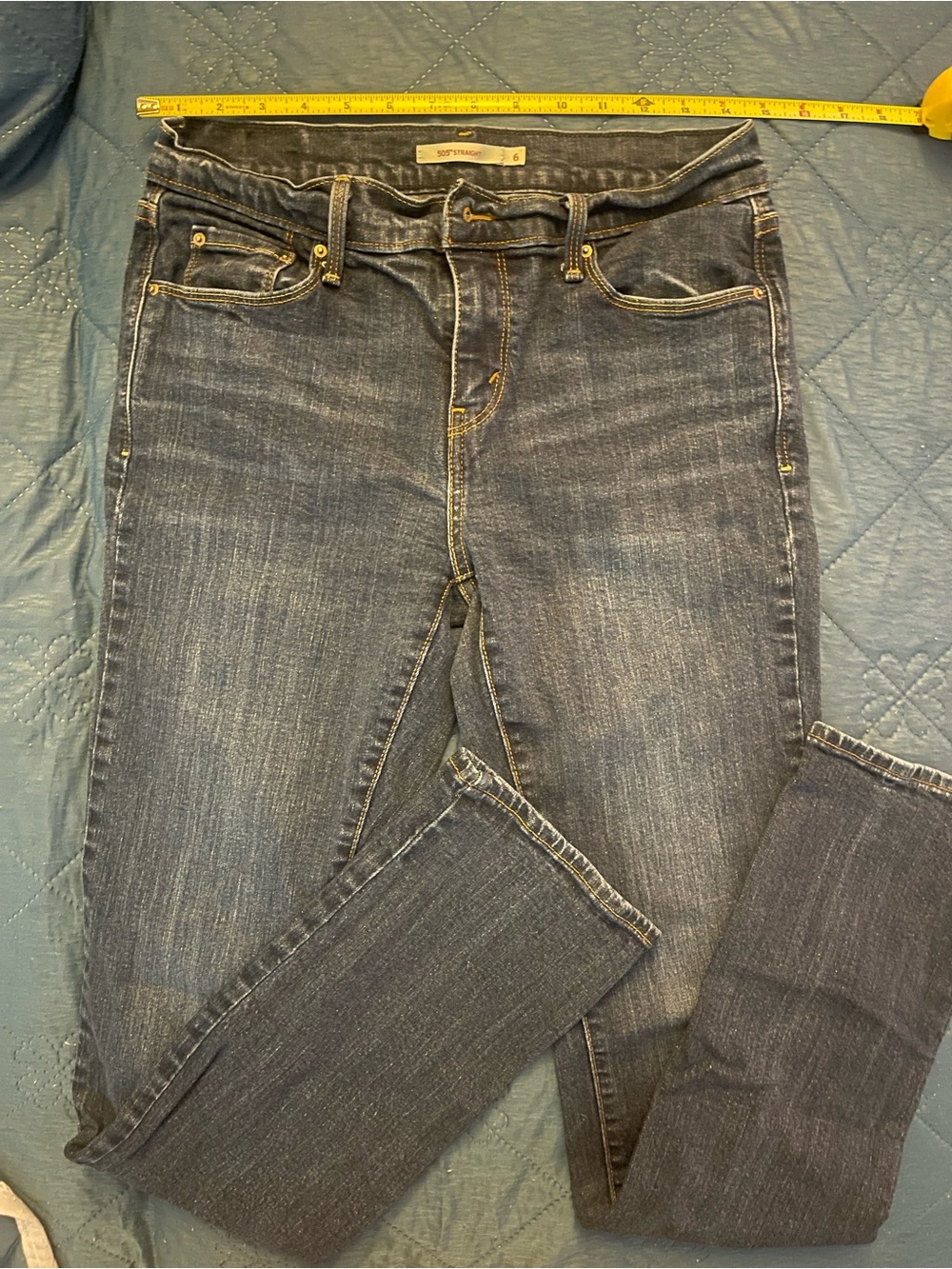 Levi's Straight Leg Jeans in Dark Blue